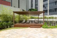 Charlie NYC Berrini Hotels in Berrini