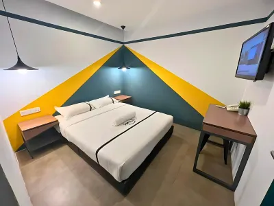 斯里佩麥蘇里蕉賴微笑飯店 Suasana Lumayan Condominium附近的飯店