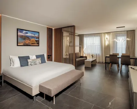 Isabella Suites Hotels in Msida