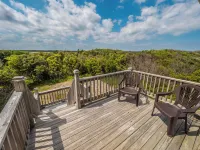 펠리컨 팜스 바이 톱세일 리얼티