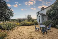 The Gilpin Farmhouse, Lake District Getaway Hotels near Lake District National Park