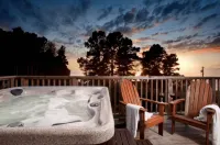Cottages at Little River Cove Hotels in Mendocino