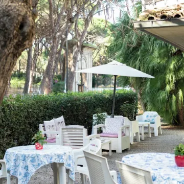 Hotel Parco dei Pini - 100mt Dal Mare