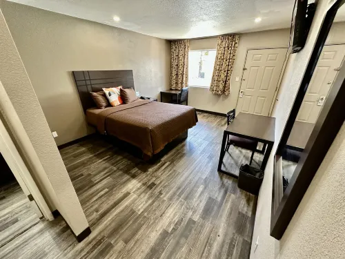 West Inn Nau - Downtown Flagstaff