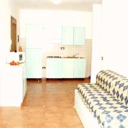Modern 1 Bed Apartment Sleep 3 Sea View Only 700mt from Sea