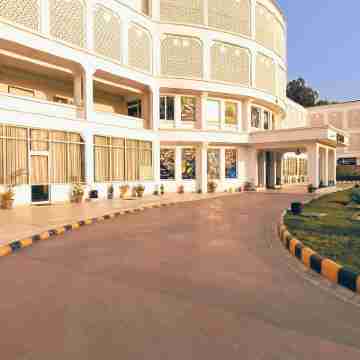 White House Country Inn By ShriGo Hotels Hotel Exterior