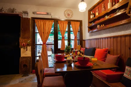 Dandy Villas Agoriani Отели рядом с достопримечательностью «Храм Аполлона»