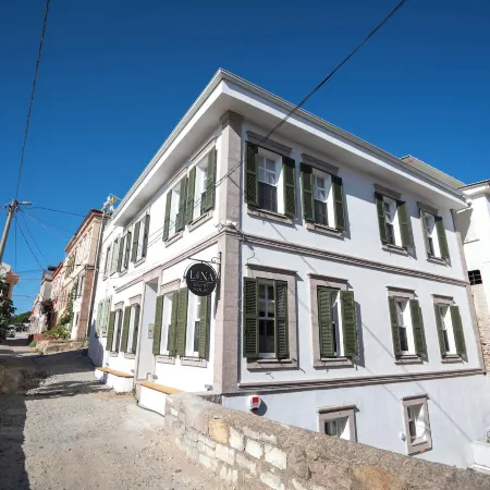 Lina Guest House