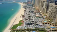 Rovers Beach Hostel JBR