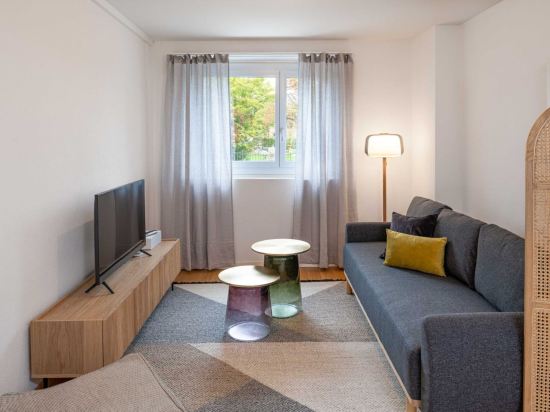 E68 - 1 Bedroom Apartment in Zurich West