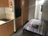 Happy Jacks Cabins and Offices Hoteles en Cloncurry