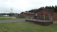 Spacious 3 bedroom cabin at Avonvale Holiday Lodge - 2-Sterne
