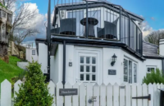 Beachwood - 2 Bedroom Cottage - Penally