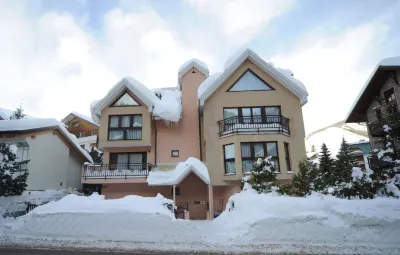 Residence Villa Frejus Hotel dekat Via Lattea