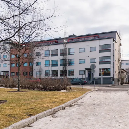 Homelike 1BR Apt. with Sauna & Parking