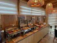 Ambasador Hotel