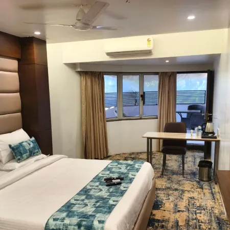 Hotel Dakshin Grandeur