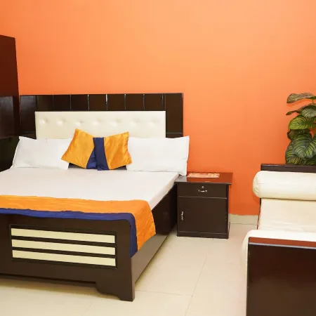 Hotel Apoorva