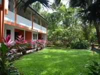 Wood Side Tour Inn Hotels near Minneriya National Park