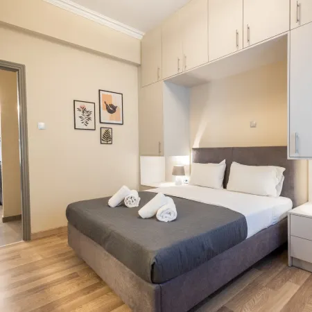 Kastella Waves Chic 2-Bedroom Getaway