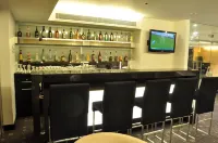 Renuka City Hotel - Baarit