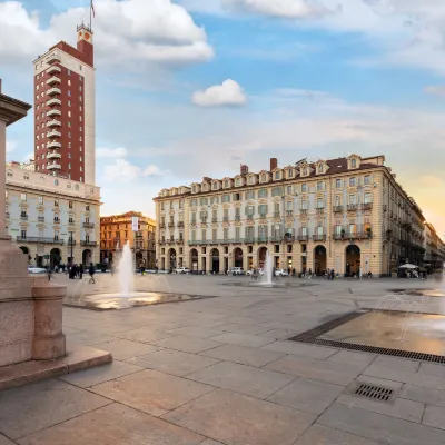 Corte Realdi Piazza Castello Torino Отели рядом с достопримечательностью «Площадь Кастелло»