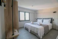 Heraclea Suites