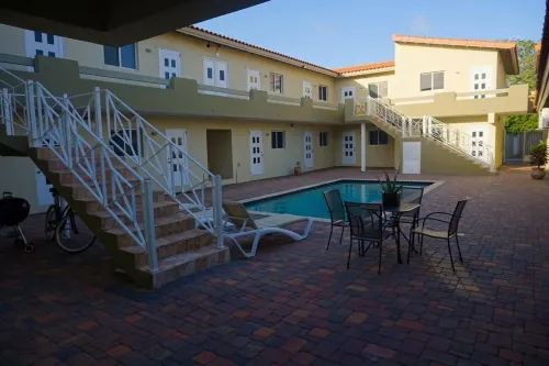 Hacienda Apartments near the beach - Homestays