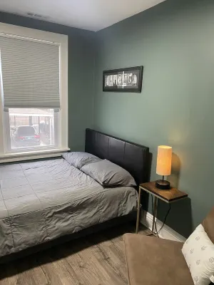 Luxurious 3Br with parking on premises 🌔