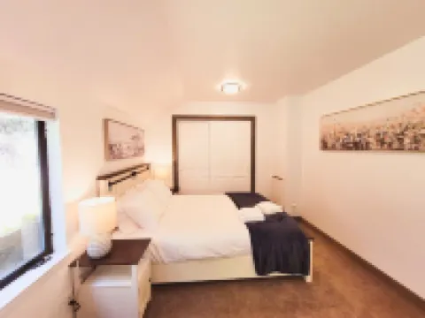 Harbor View/Hot Tub/Fire Pit/Mins to Beaches & Restaurants/Family & Pet Friendly