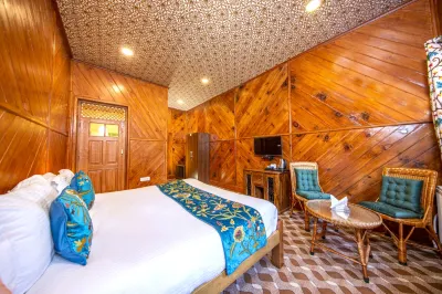 Gulmarg Ski Hill Resort Hotels in Gulmarg