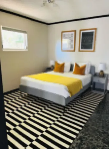 Cozy suite with separate entrance.