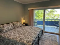 Updated Keowee Key Condo, Close to Clemson