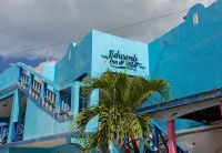 Edwards Guesthouse Hoteles cerca de St. Gerard's Roman Catholic Church