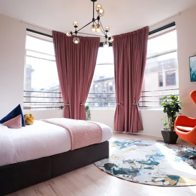 Revolver Hotels near George Square