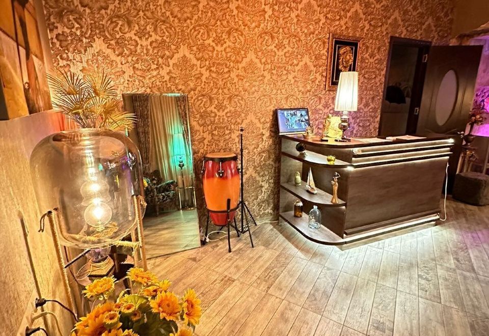 호텔 피아노 트빌리시