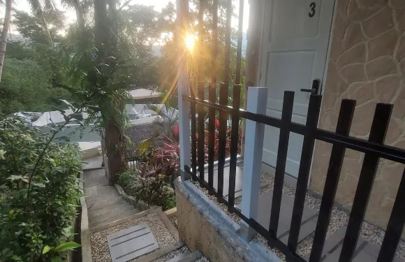 粉色祕密花園度假村