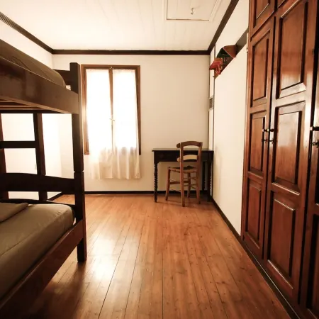 Secluded Cottage Guesthouse in the Mountains
