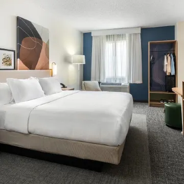 Spark by Hilton Glendive