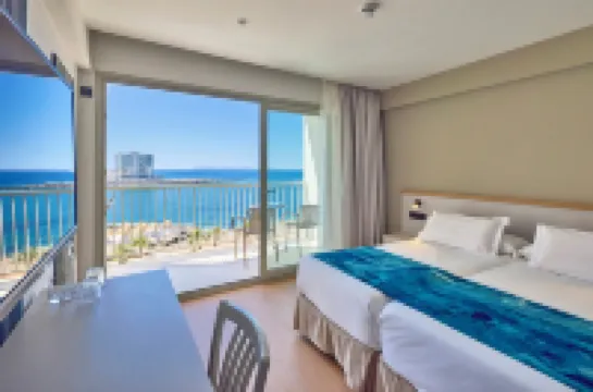 ユニバーサル ホテル ロマンティカ のホテル