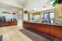 Suburban Studios Tysons Corner - Desayuno