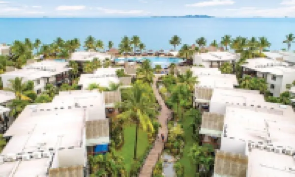 Fiji - Whyndham- Beachfront Resort- Denarau - 1 BR Hotels near Captain Cook Cruises Fiji