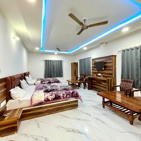 Manya Palace
