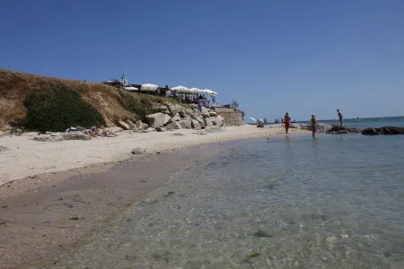 Sea cottage with garden in St Vaast la Hougue / Tatihou (UNESCO site)/ WIFI Отели рядом с достопримечательностью «Остров Татиу»