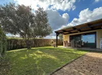 [Beach 5min] Private parking, garden and BBQ Hotels near Porto Pollo