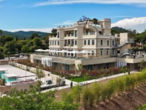 Château Rose Golfe de Saint Tropez-Grimaud Hotels in Grimaud