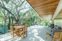 Poolside garden apartment w king, Playa Guiones