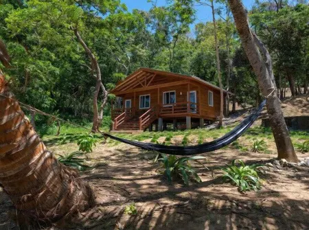 Beachfront Bungalow located steps from the Ocean!