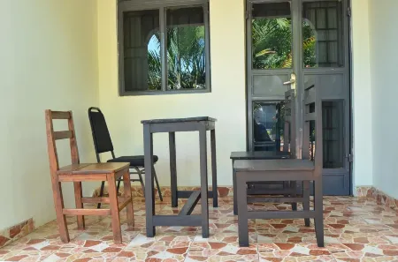 Kamfart Safari Lodge