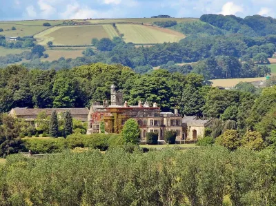 Pathways Holiday Cottage a delightful 18th century stone cottage in Derbyshire.